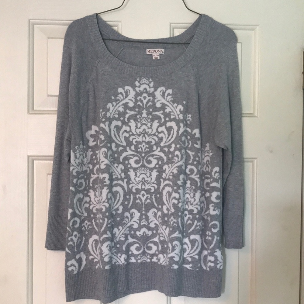 Grey and white 3/4 sweater